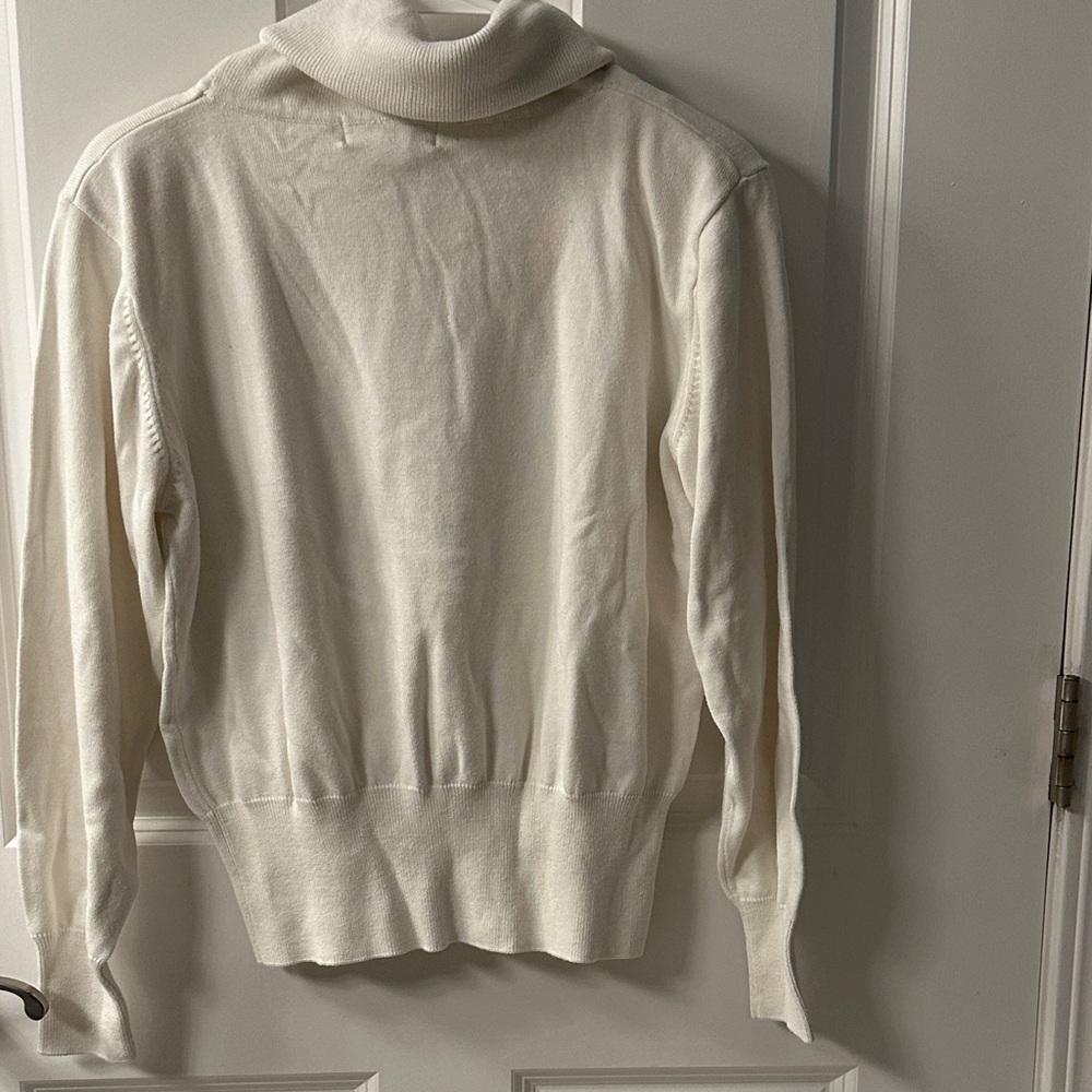Vintage Dress Barn White Women's Sweater - Picture 2 of 4